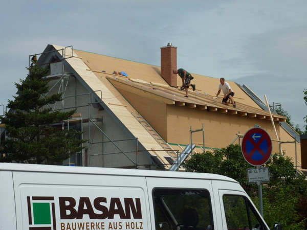Modernisierung - Dachkonstruktion - Balkon - Holzterrasse
